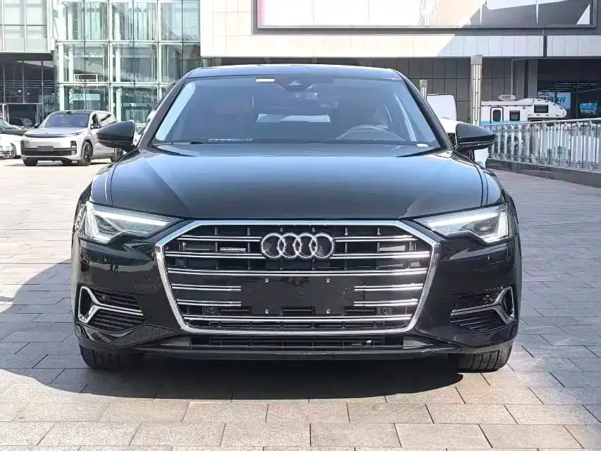 Audi A6L 2023 из CN, фото 9