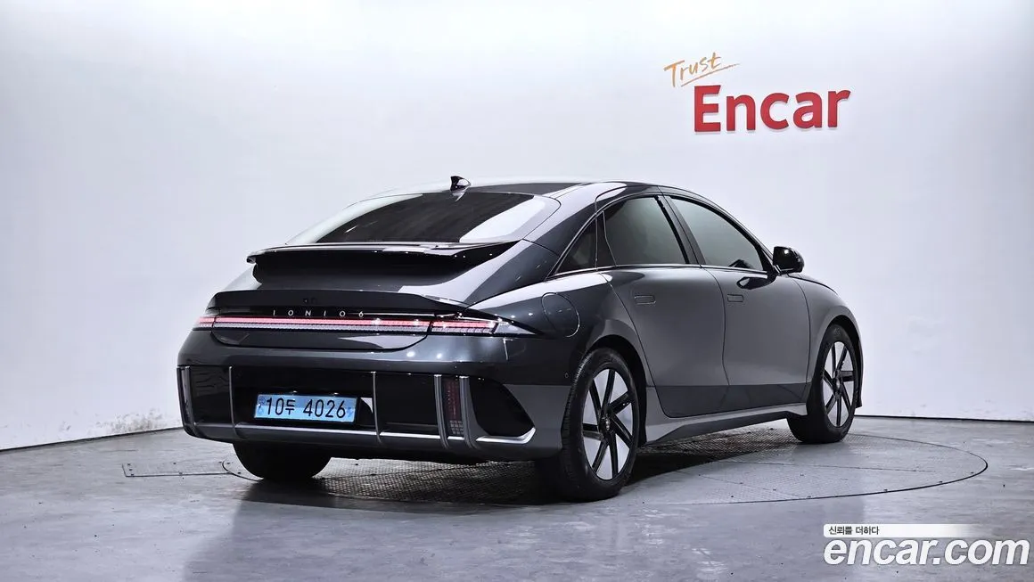 Hyundai Ioniq6 — фото 8