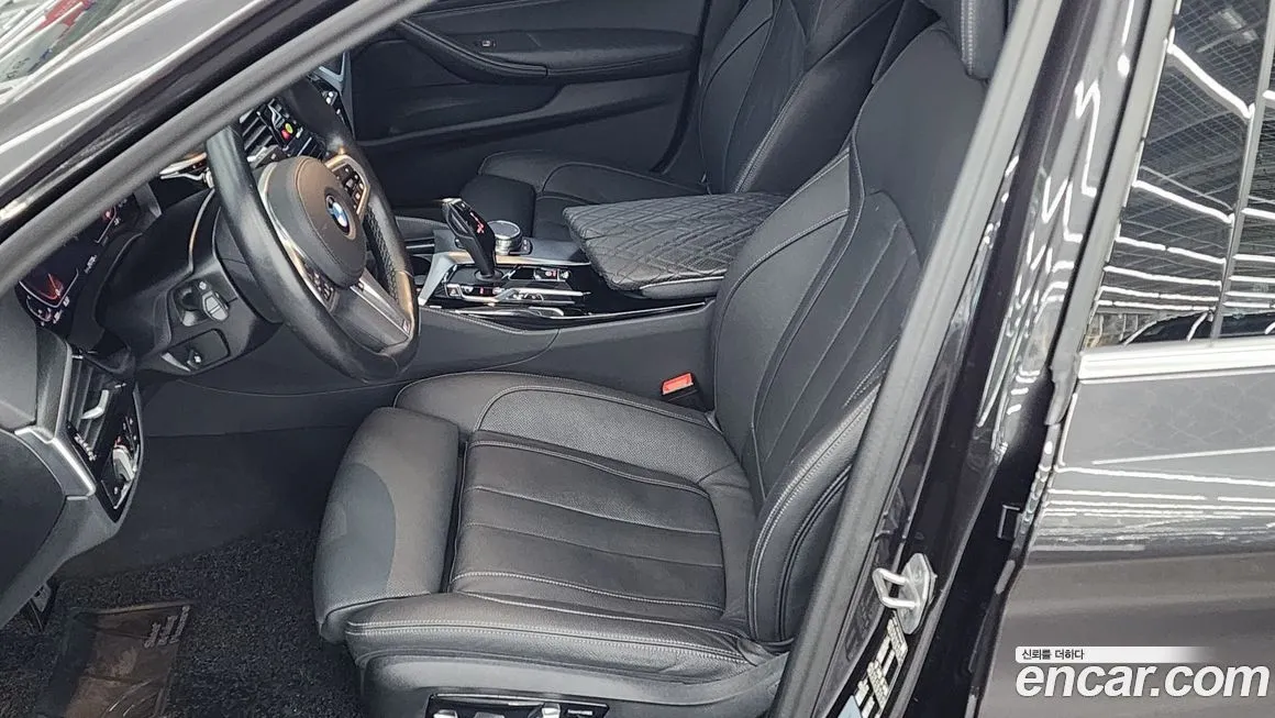 BMW 5-Series 2023 из KR, фото 4