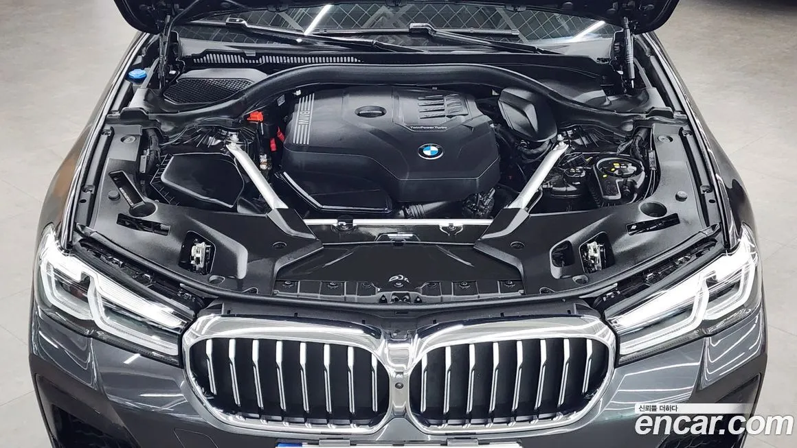 BMW 5-Series 2023 из KR, фото 5