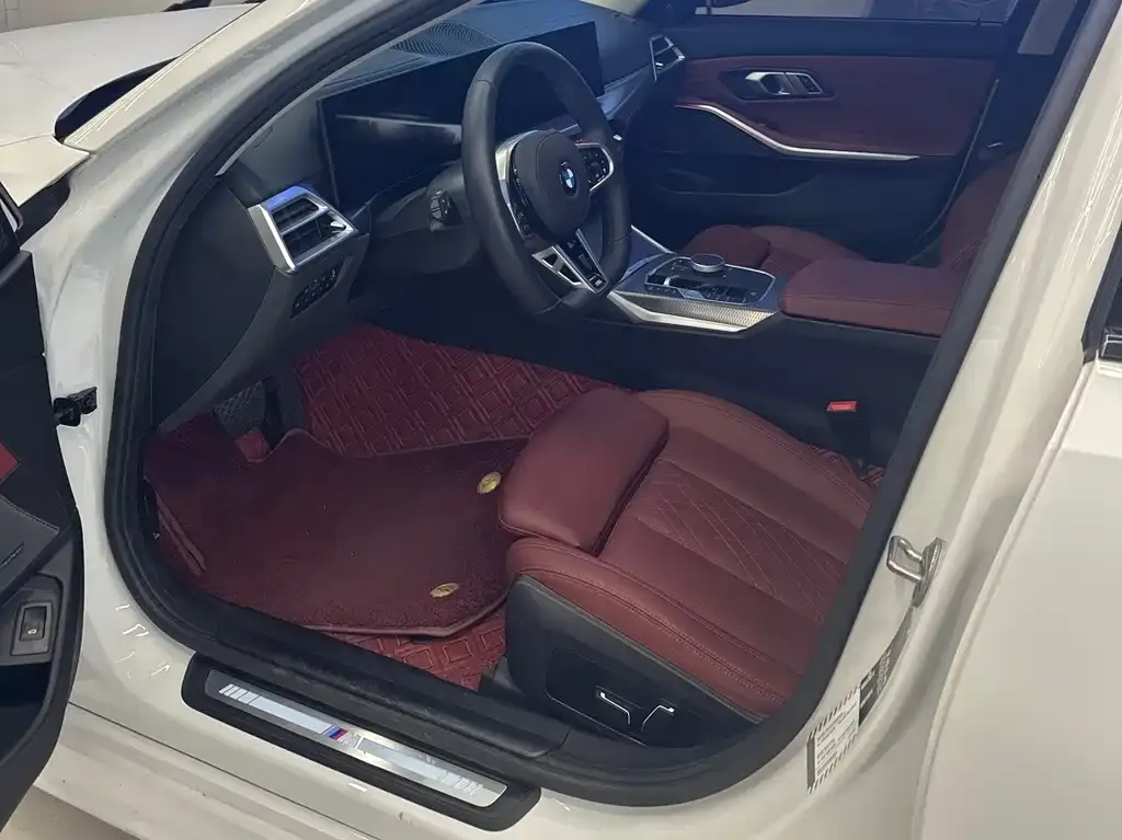 BMW 3 Series 2024 из CN, фото 5