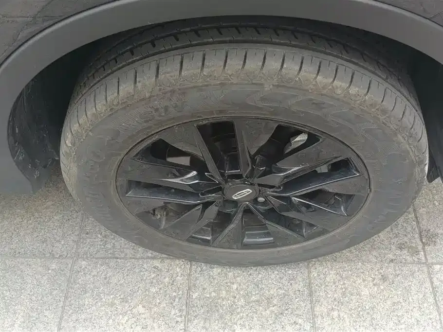 Geely Boyue 2021 из CN, фото 2