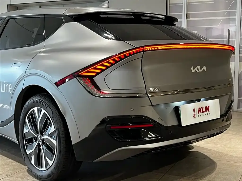 Kia EV6 2023 из CN, фото 5