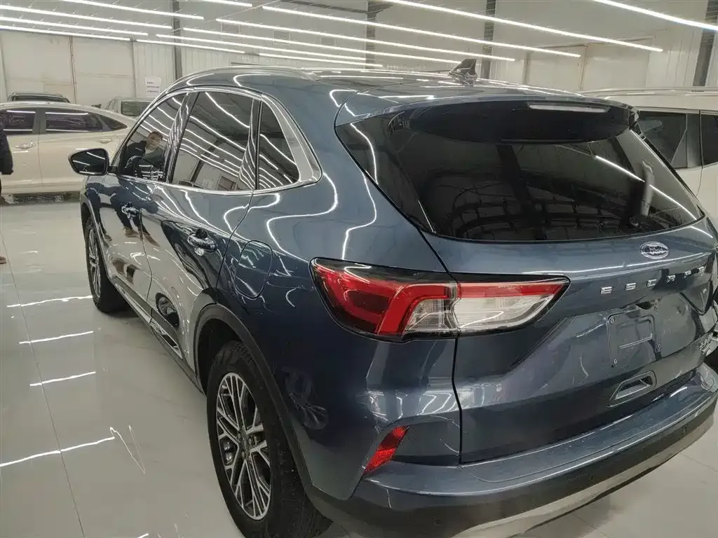 Ford Escape 2022 из CN, фото 3