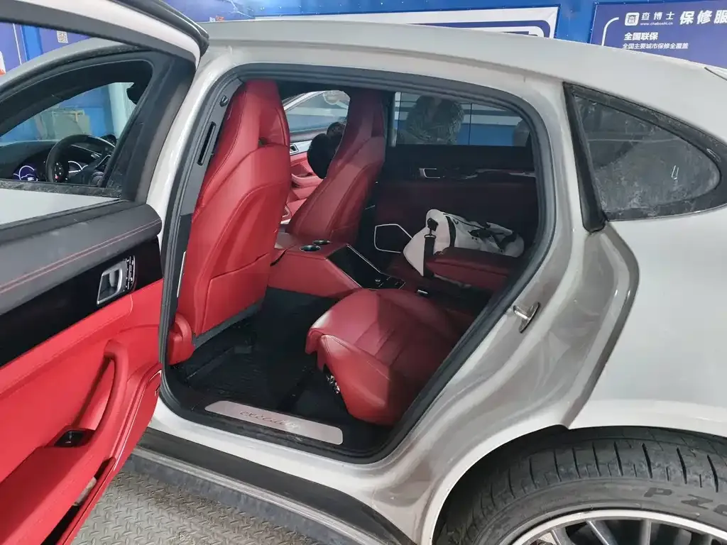 Porsche Panamera 2021 из CN, фото 2