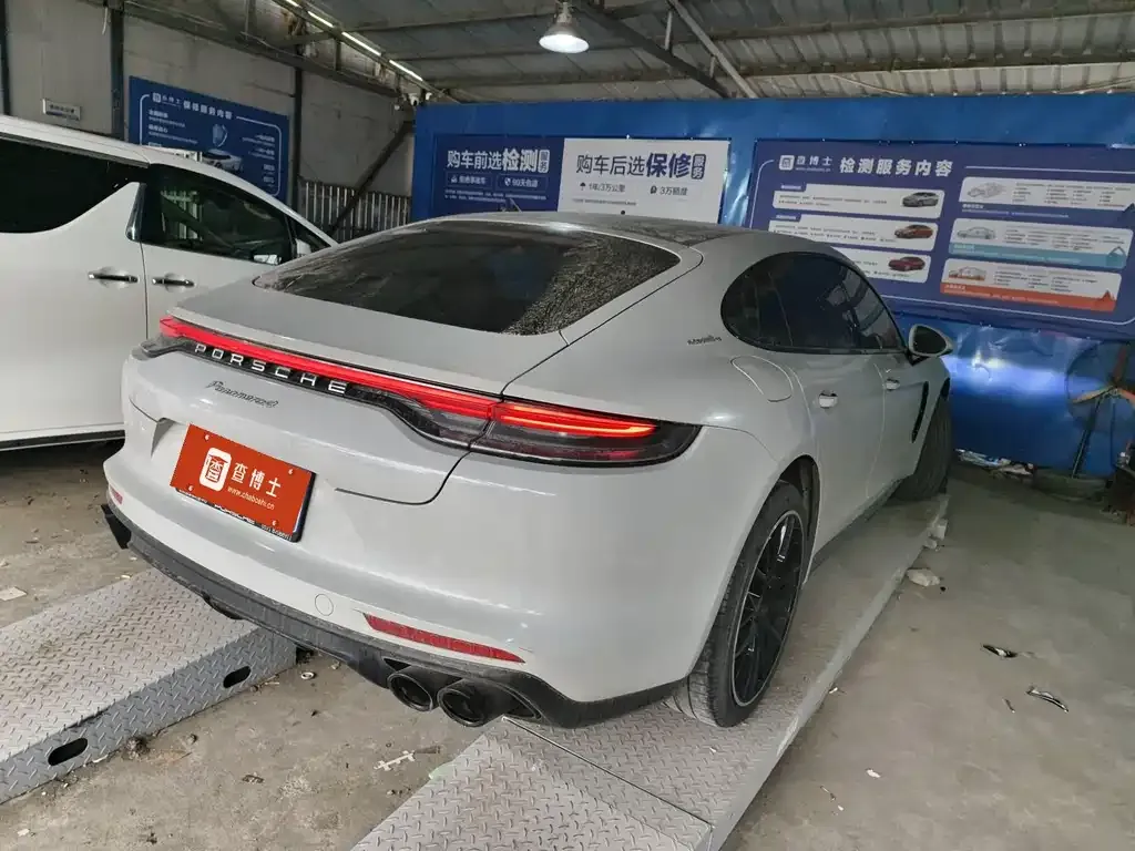 Porsche Panamera 2021 из CN, фото 4