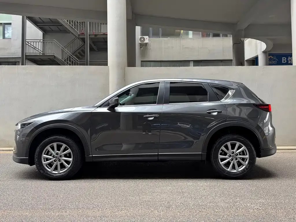 Mazda CX-5 2023 из CN, фото 9