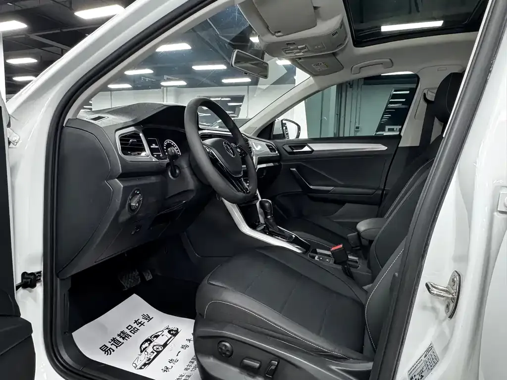 Volkswagen T-Roc 2022 из CN, фото 8