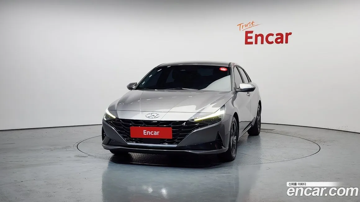 Hyundai AVANTE 2022 из KR, фото 2