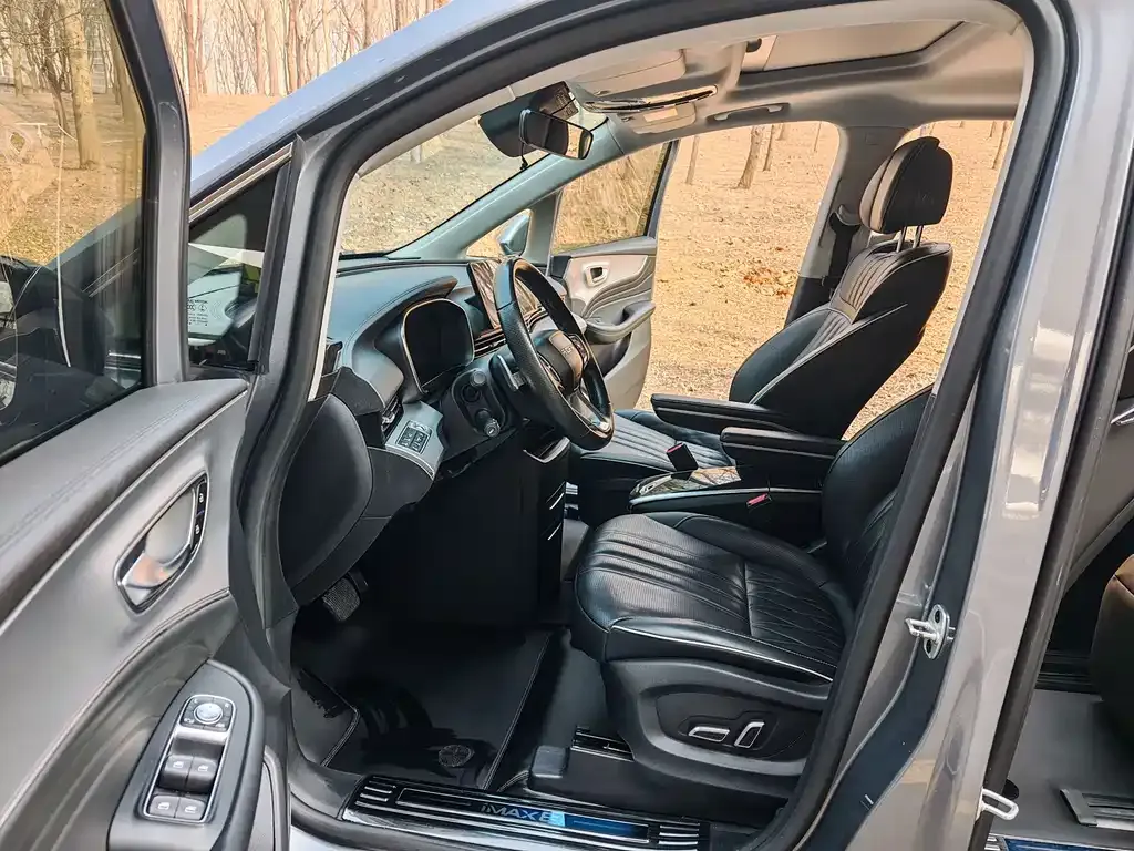 Roewe iMAX8 2021 из CN, фото 7