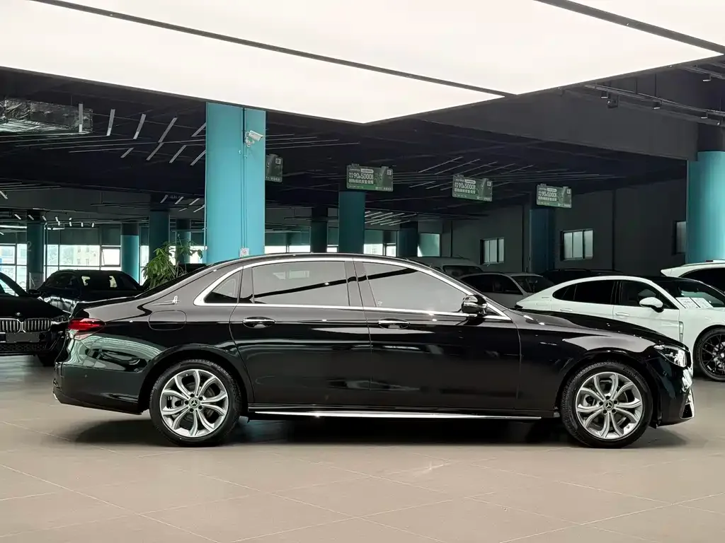 Mercedes-Benz E-Class 2021 из CN, фото 4