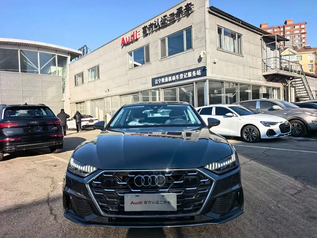 Audi A7 2024 из CN, фото 8