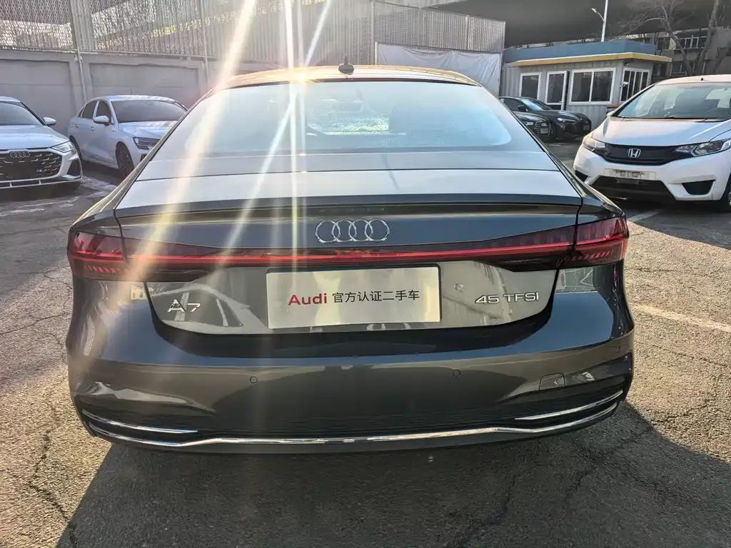 Audi A7 2024 из CN, фото 6