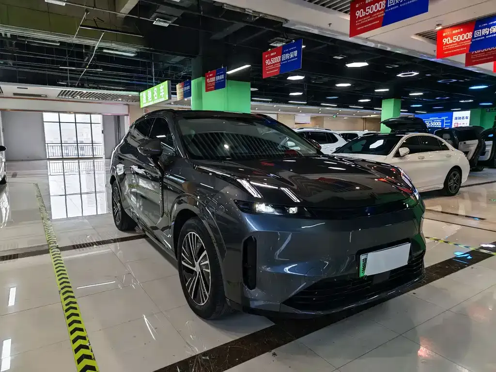 Lynk & Co 08 EM-P 2023 из CN, фото 1