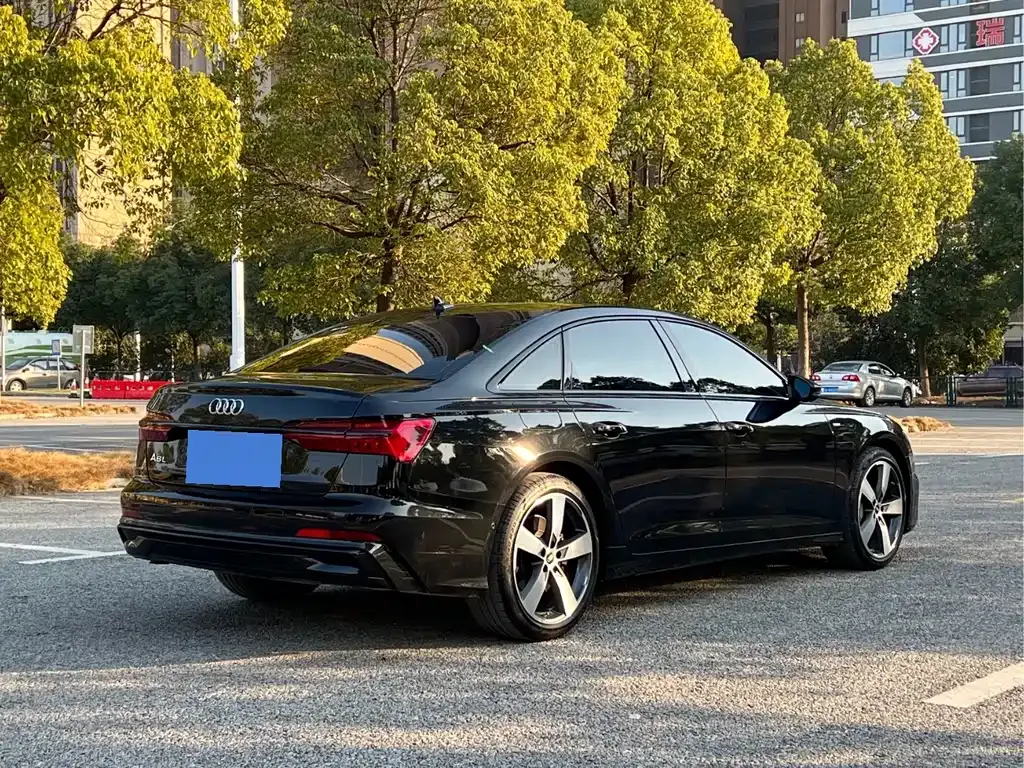 Audi A6L 2022 из CN, фото 8