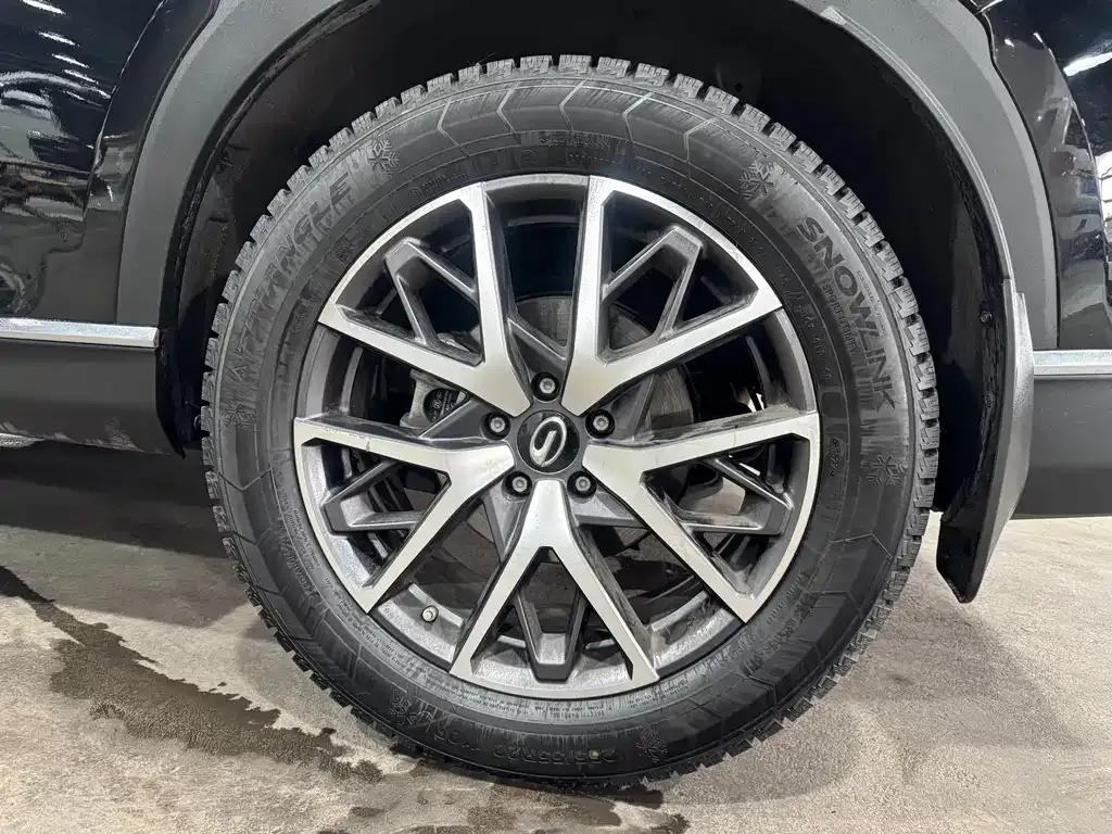 GAC Motor Trumpchi GS8 — фото 8