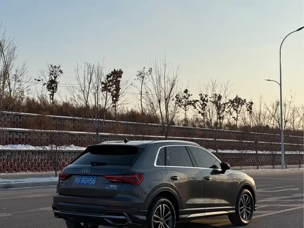 Audi Q3 — фото 10