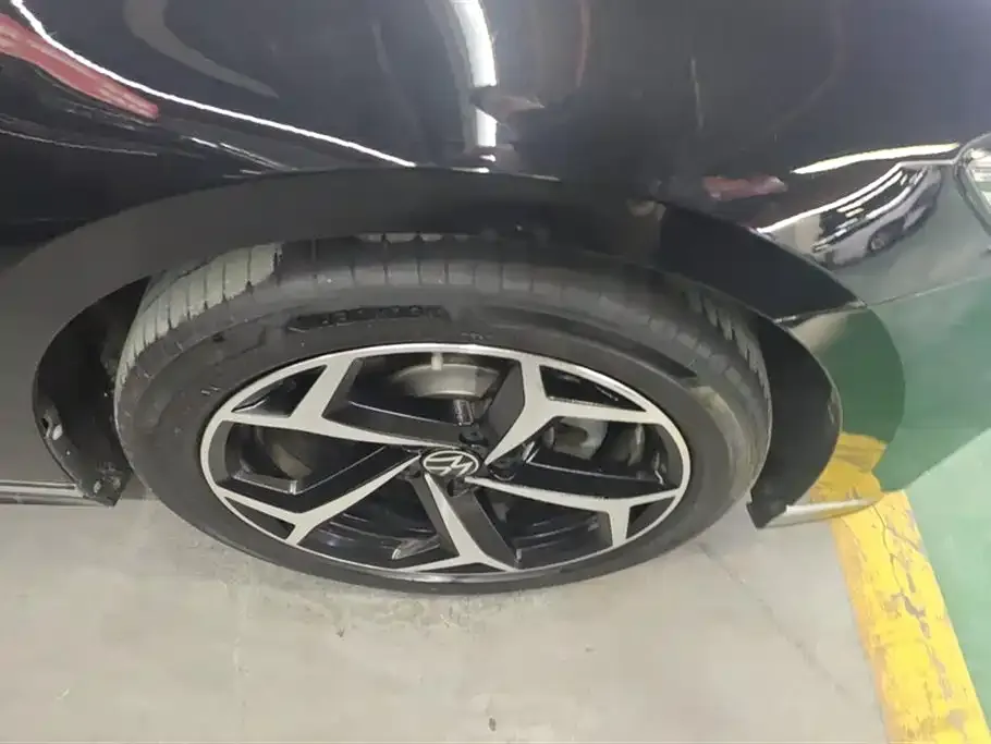 Volkswagen Magotan 2023 из CN, фото 3