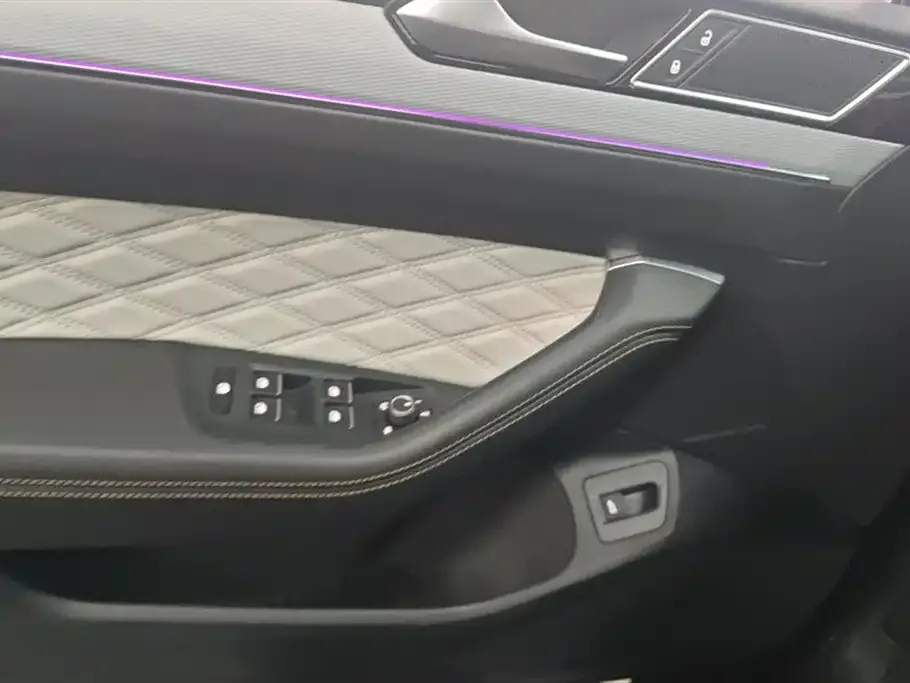 Volkswagen Magotan 2023 из CN, фото 7