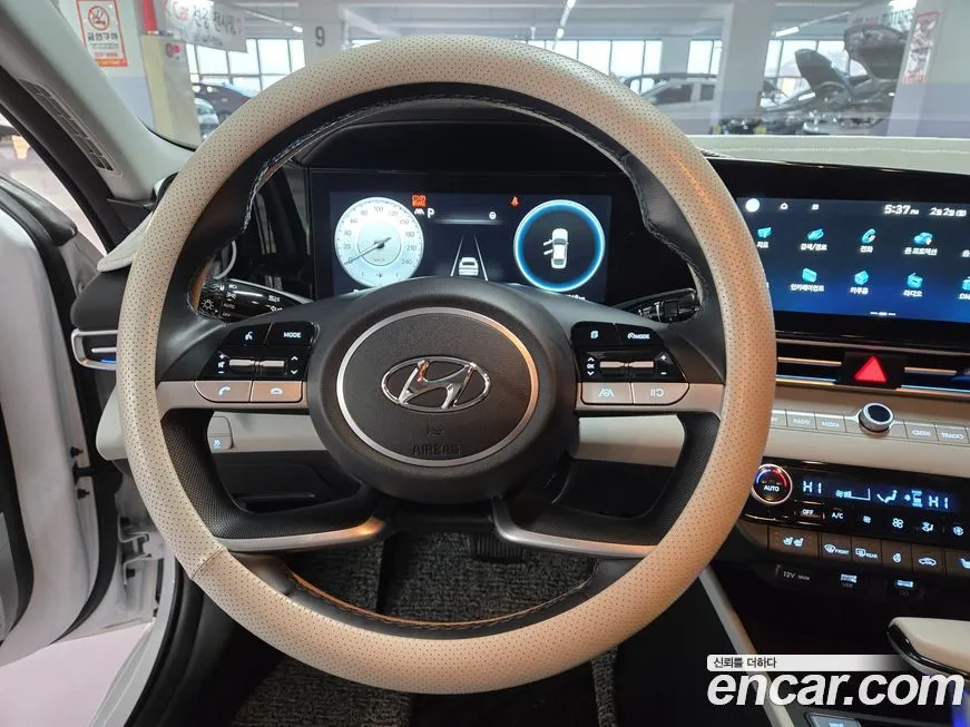 Hyundai AVANTE 2023 из KR, фото 6