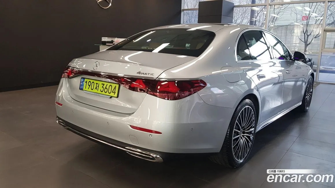 Mercedes-Benz E-Class 2024 из KR, фото 4