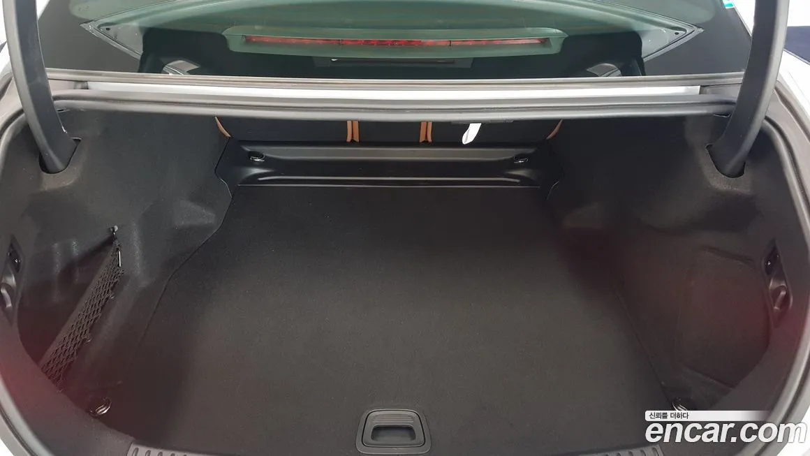 Mercedes-Benz E-Class 2024 из KR, фото 6