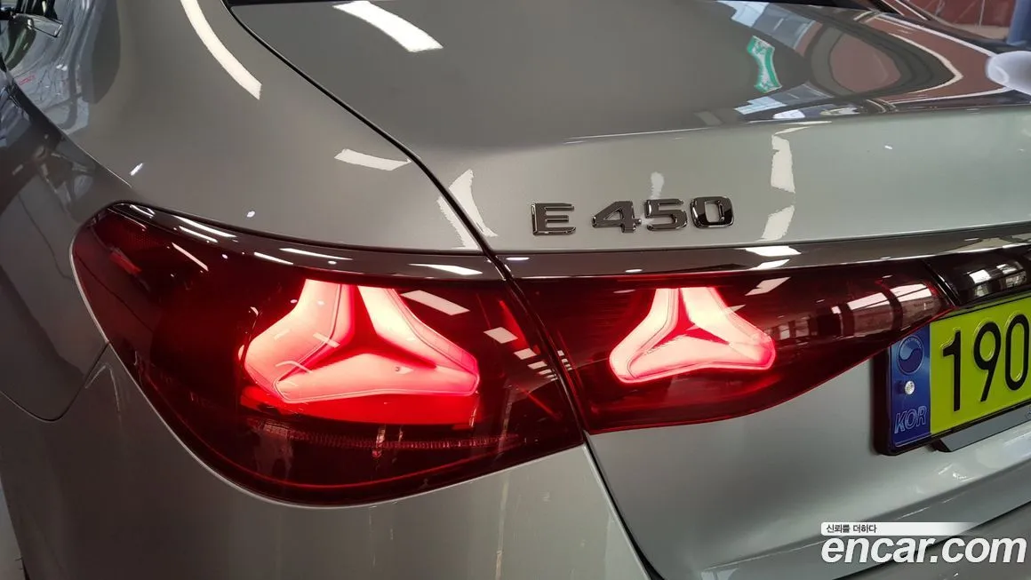 Mercedes-Benz E-Class 2024 из KR, фото 5