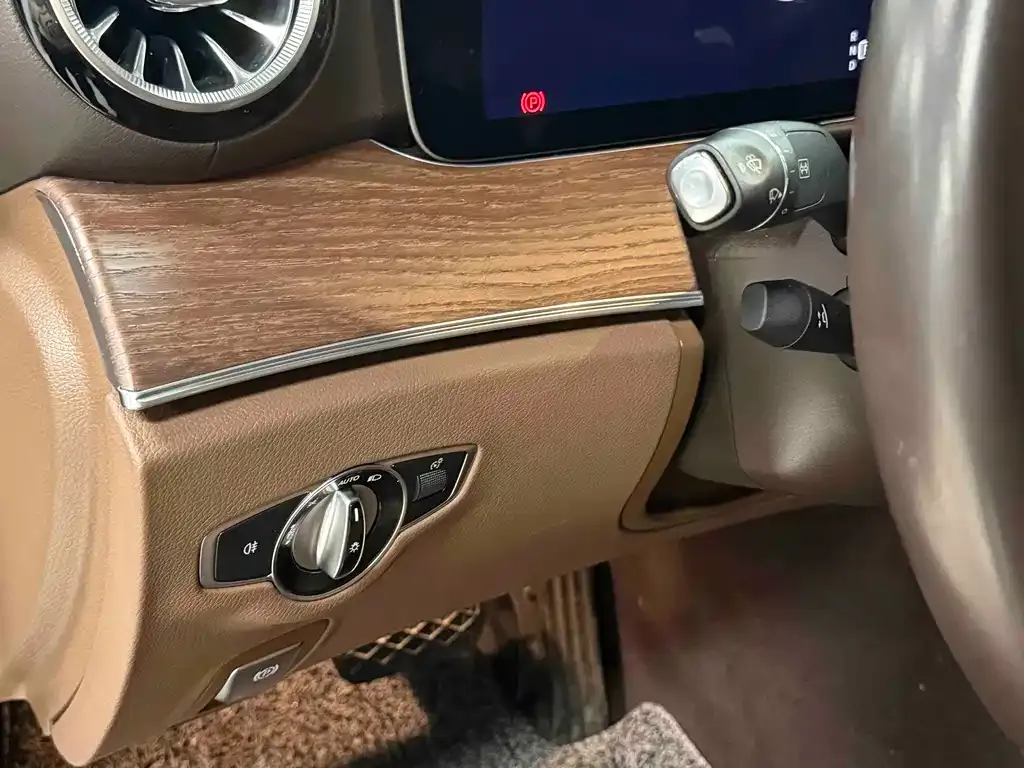Mercedes-Benz E-Class 2021 из CN, фото 4