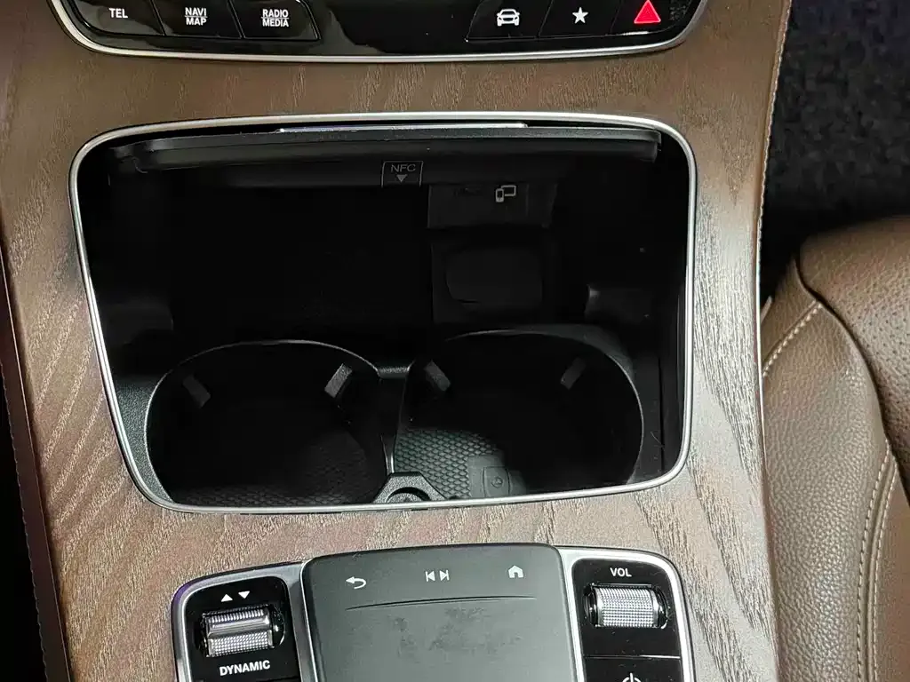 Mercedes-Benz E-Class 2021 из CN, фото 9