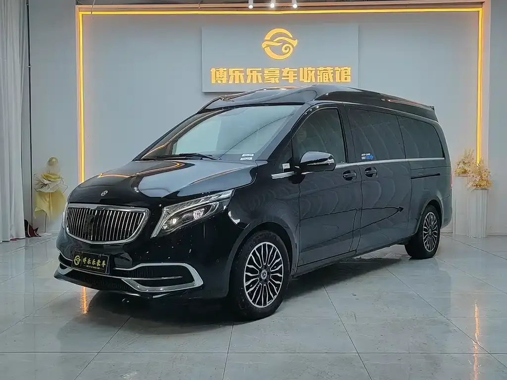 Mercedes-Benz V-Class 2024 из CN, фото 1