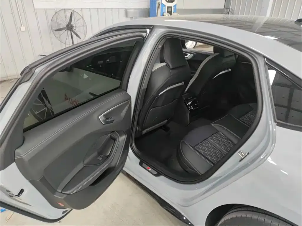 Audi A5L 2025 из CN, фото 4