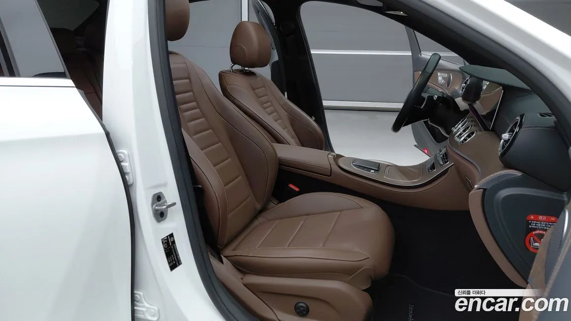 Mercedes-Benz E-Class 2021 из KR, фото 7
