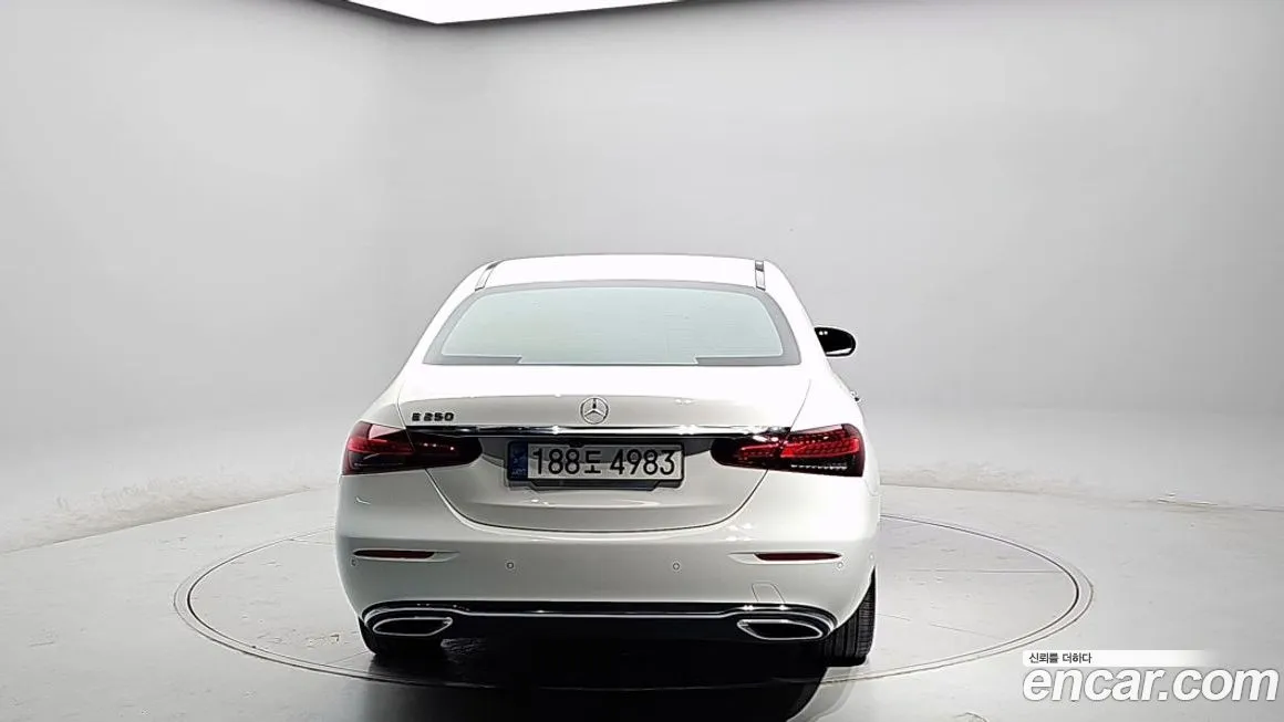 Mercedes-Benz E-Class 2021 из KR, фото 2
