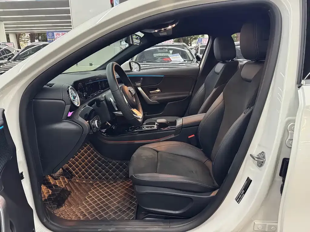 Mercedes-Benz A-Class 2022 из CN, фото 9