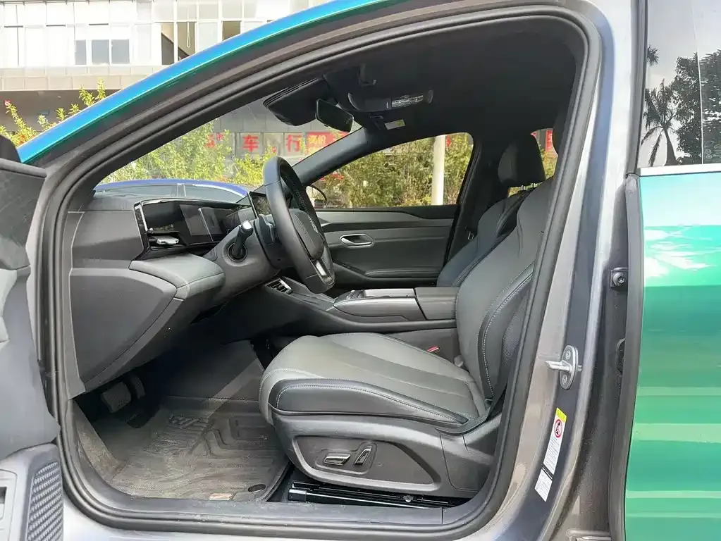 BYD Qin L 2025 из CN, фото 5