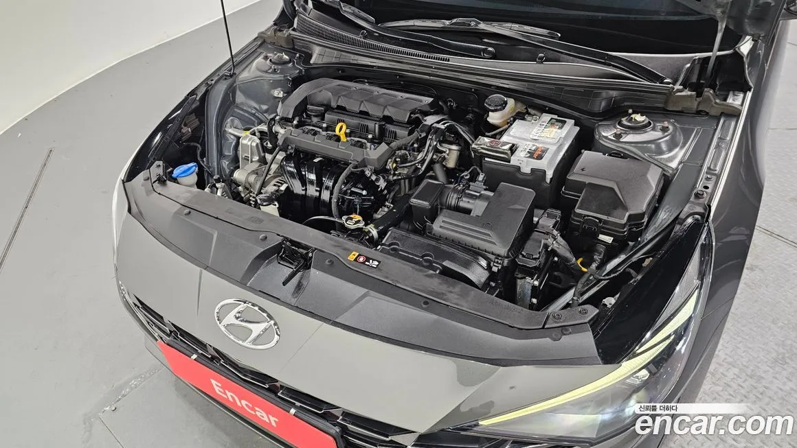 Hyundai AVANTE — фото 3