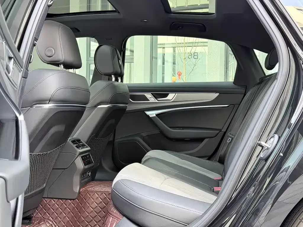 Audi A6L 2025 из CN, фото 8