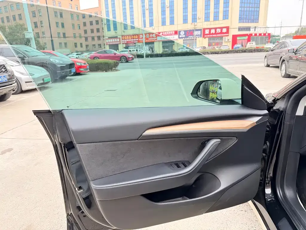 Tesla Model 3 2022 из CN, фото 4