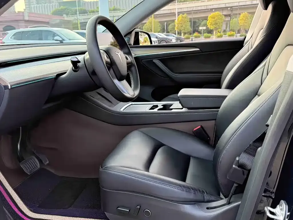 Tesla Model Y 2022 из CN, фото 10