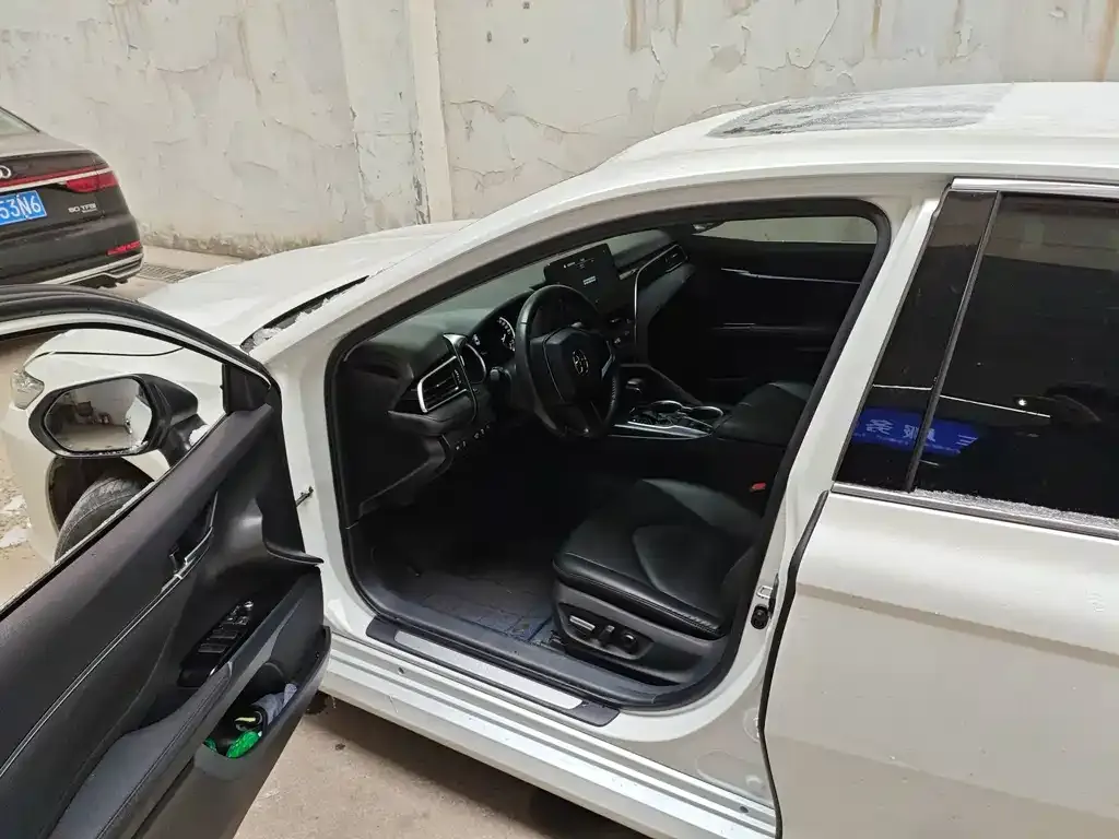 Toyota Camry 2022 из CN, фото 4