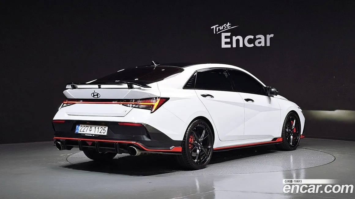 Hyundai AVANTE — фото 2