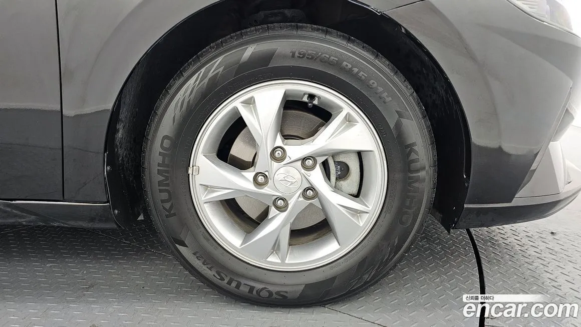 Hyundai AVANTE — фото 9
