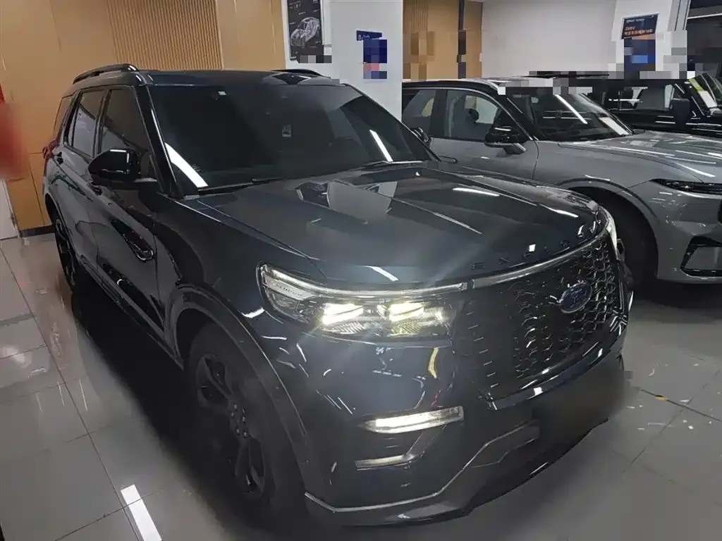 Ford Explorer 2022 из CN, фото 4