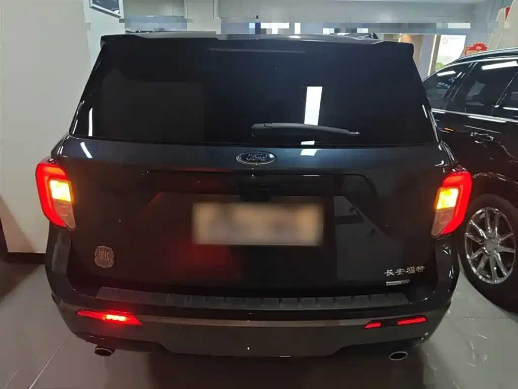 Ford Explorer 2022 из CN, фото 5