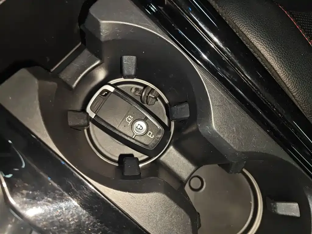 Ford Explorer 2022 из CN, фото 9