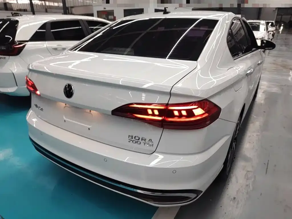 Volkswagen Bora — фото 6