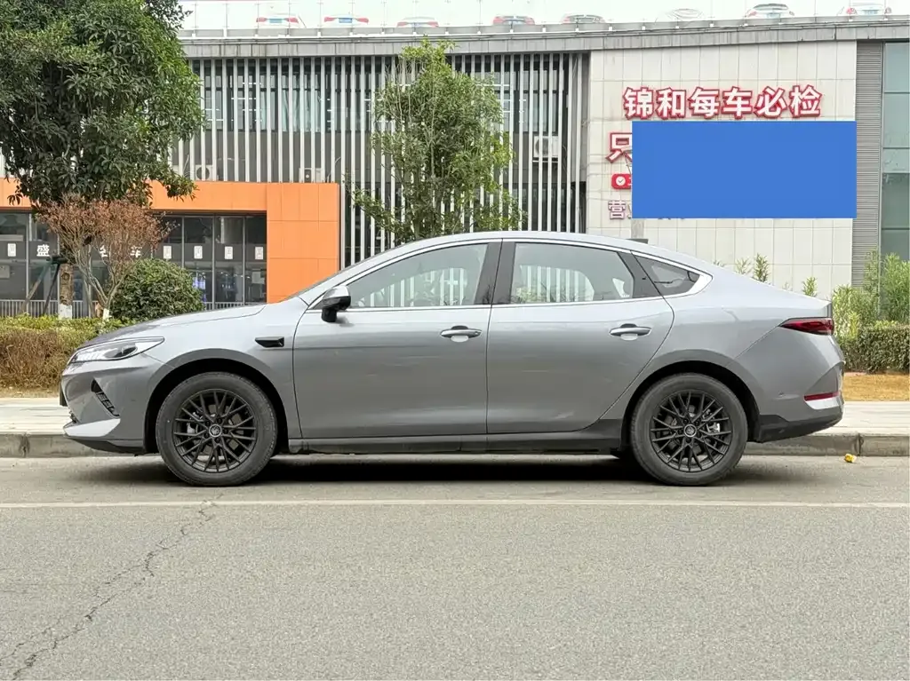 BYD Qin PLUS 2025 из CN, фото 8