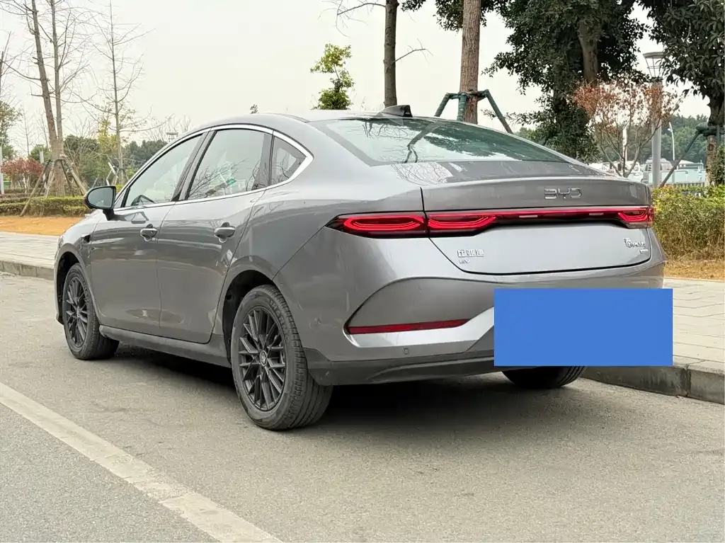 BYD Qin PLUS 2025 из CN, фото 7