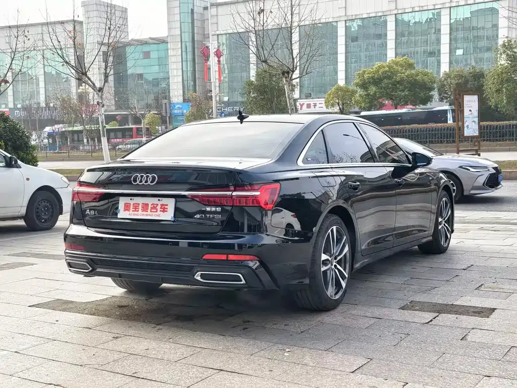 Audi A6L 2022 из CN, фото 6