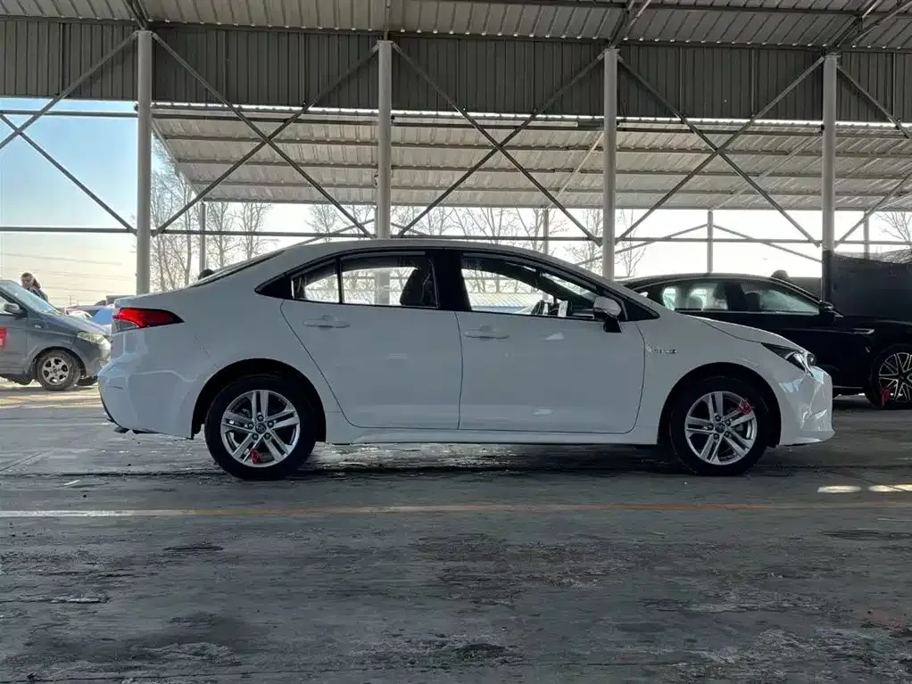 Toyota Levin 2025 из CN, фото 8